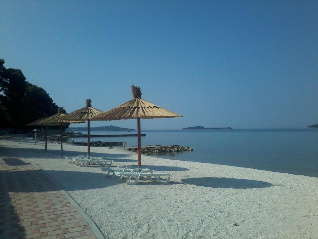 Guesthouse Adria Pula Exterior photo