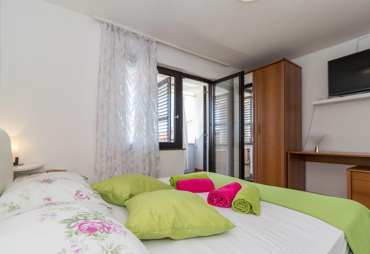 Guesthouse Adria Pula Exterior photo