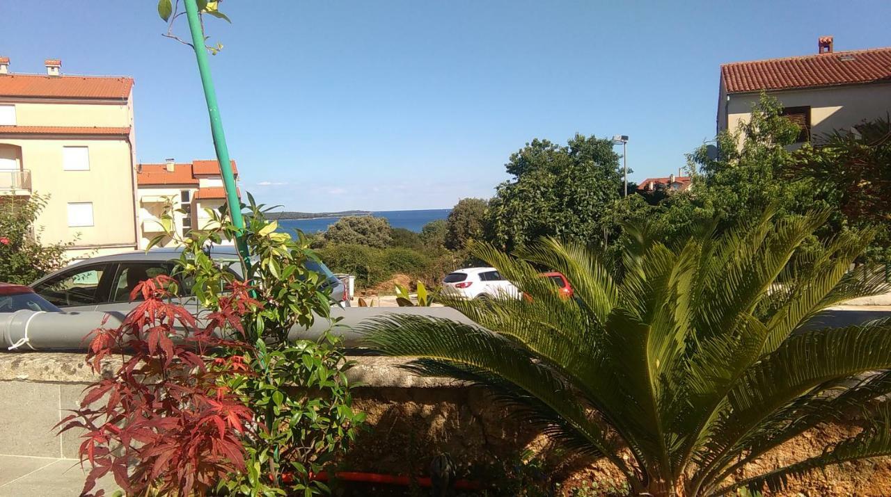Guesthouse Adria Pula Exterior photo