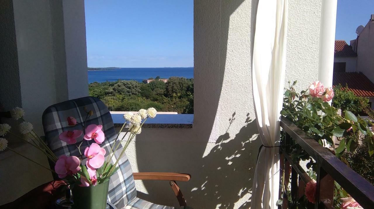 Guesthouse Adria Pula Exterior photo